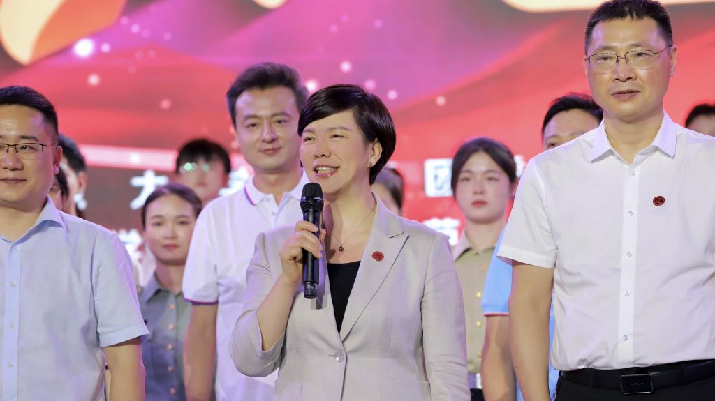 贝博BB平台德甲狼堡党委书记张艳。受访单位供图